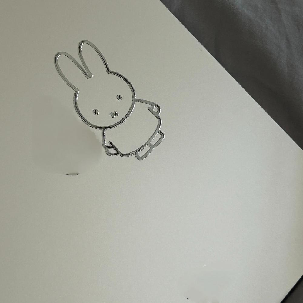 Miffy Kaninchen Metall-Aufkleb – Fire Tablet Accessories Bewertung und Preis